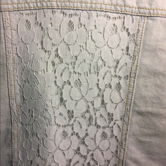 fun jean jacket! - Picture 7 of 7